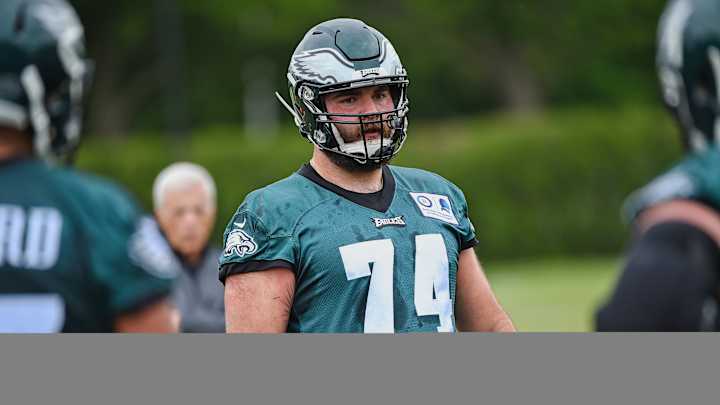 Eagles Acquire DE Eli Harold in Trade With Bills, Send OL Ryan Bates to Buffalo Eagles Acquire DE Eli Harold in Trade With Bills, Send OL Ryan Bates to Buffalo