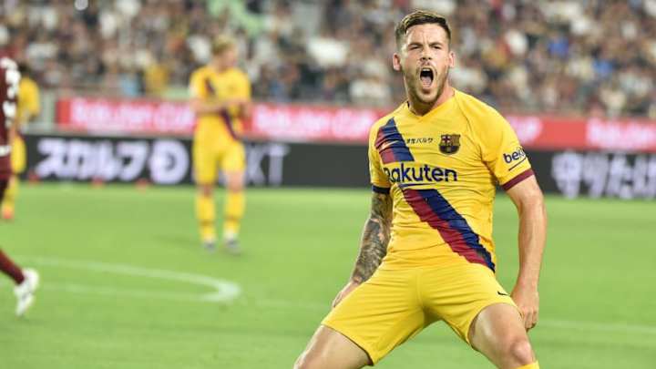 Carles Perez: 6 Things to Know About Barcelona's Newest La Masia Star Carles Perez: 6 Things to Know About Barcelona's Newest La Masia Star