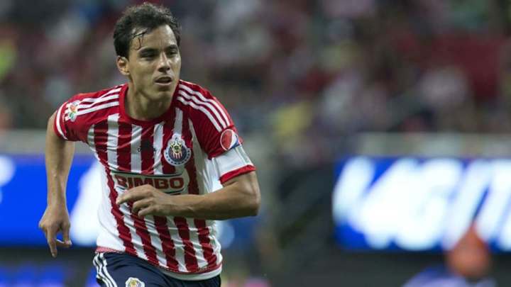Omar Bravo regresa a las canchas con los Leones Negros de la UdeG