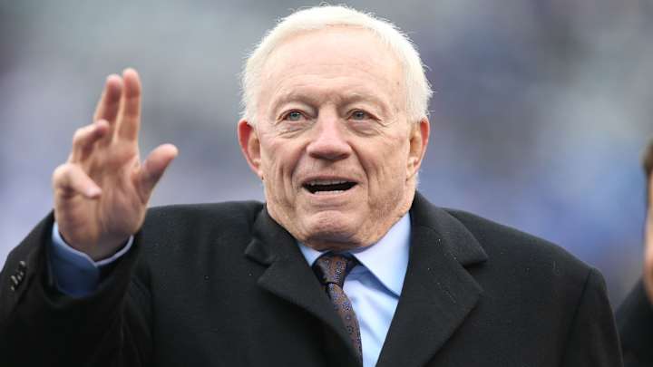 Jerry Jones on Backlash From Ezekiel Elliott Quip: 'I've Earned the Right With Zeke to Joke'