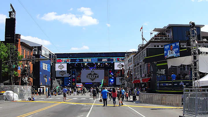 In Nashville, Kyler Murray Shows Up Fashionably Late, Nick Bosa Again Addresses His Social Media In Nashville, Kyler Murray Shows Up Fashionably Late, Nick Bosa Again Addresses His Social Media