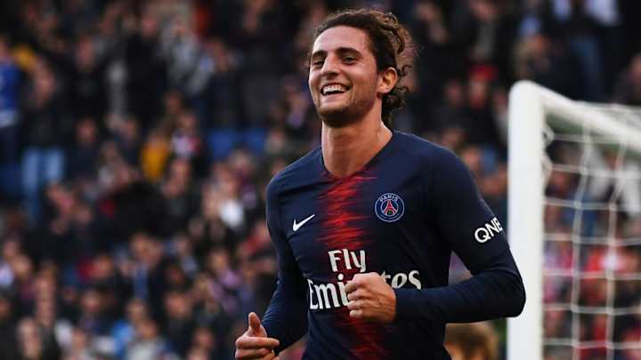 Adrien Rabiot Arrives at Juventus Ahead of Free Transfer From PSG