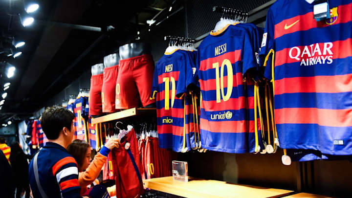 El Barcelona abre dos tiendas temporales en Japón con motivo de su gira