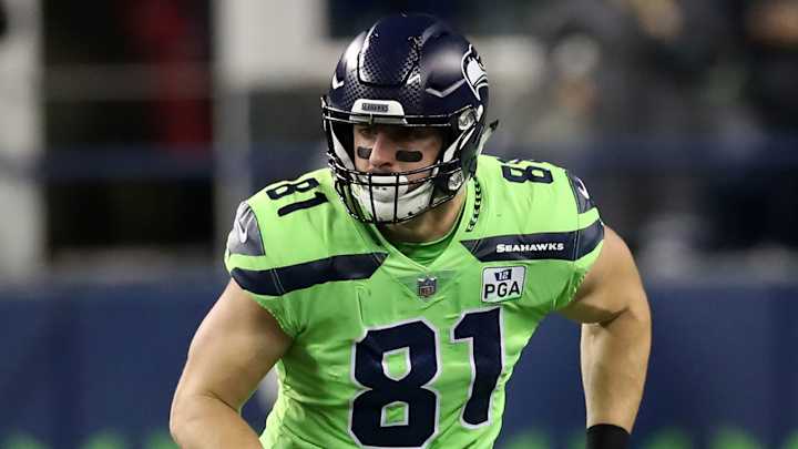 Seahawks Finalizing Trade to Send TE Nick Vannett to Steelers