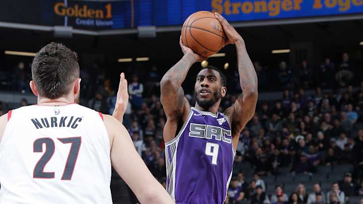 Security Stops Kings' Iman Shumpert From Entering Blazers Locker Room