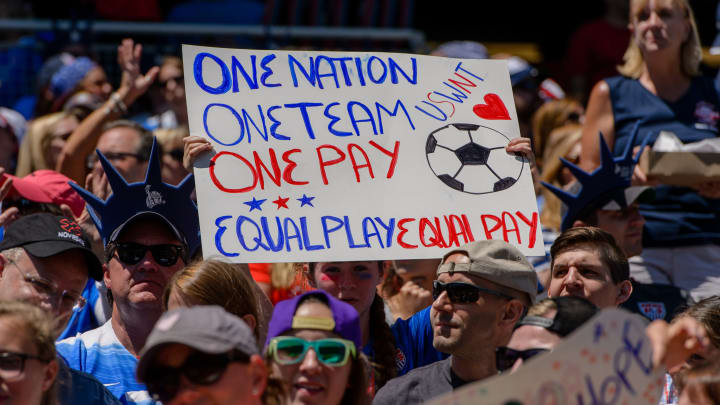 USWNT, U.S. Soccer Both Have Incentive to Settle Dispute Outside of Court