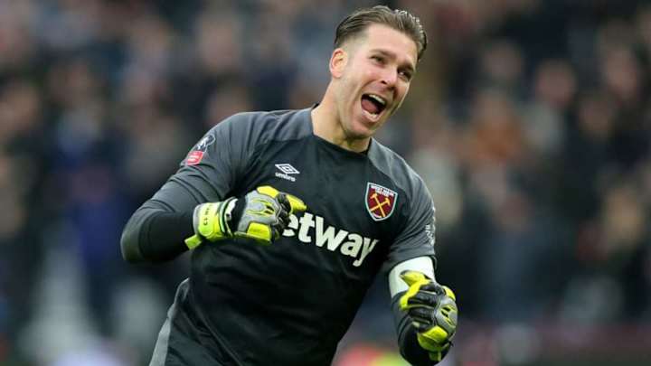 Adrian Set to Join Liverpool on Free Transfer as Replacement for Simon Mignolet