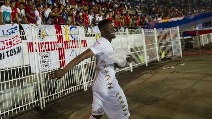 Leeds Loanee Tight-Lipped on Long Term Future as Deadline to Buy Draws Near Leeds Loanee Tight-Lipped on Long Term Future as Deadline to Buy Draws Near