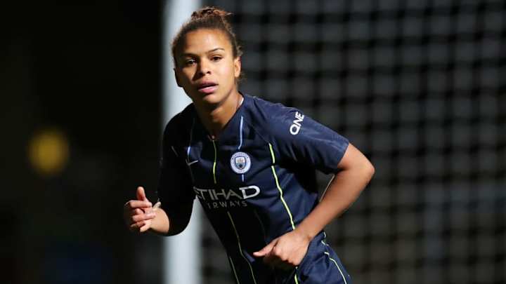 Women's Super League Roundup: Man City Put Pressure on Title Rivals Arsenal After 4-3 Win Women's Super League Roundup: Man City Put Pressure on Title Rivals Arsenal After 4-3 Win