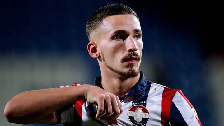 Arsenal and Juventus 'Revive Interest' in Former Schalke Playmaker Donis Avdijaj Arsenal and Juventus 'Revive Interest' in Former Schalke Playmaker Donis Avdijaj