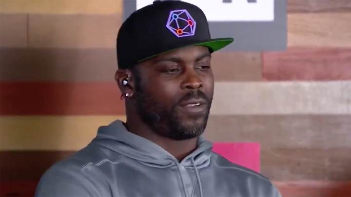 Watch: Michael Vick Admits He Cried Over Eagles QB Battle With Nick Foles Watch: Michael Vick Admits He Cried Over Eagles QB Battle With Nick Foles