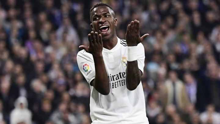 Vinícius responde por qué prefiere jugar con Benzema antes que con Messi o Ronaldo