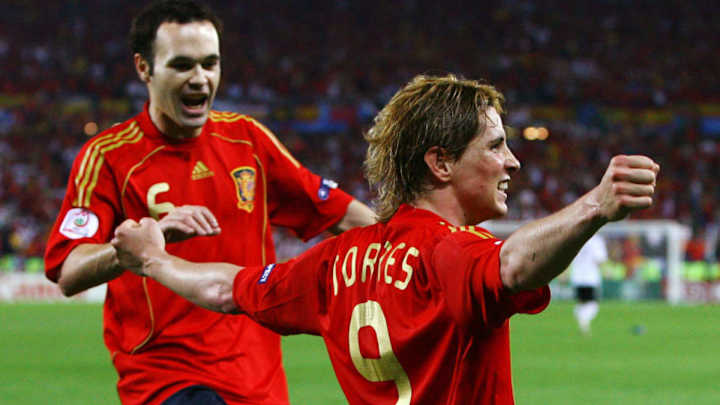 Iniesta se despide de Torres con una emotiva carta