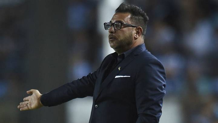 En Argentina, colocan al Turco Mohamed en Cruz Azul para el Apertura 2019