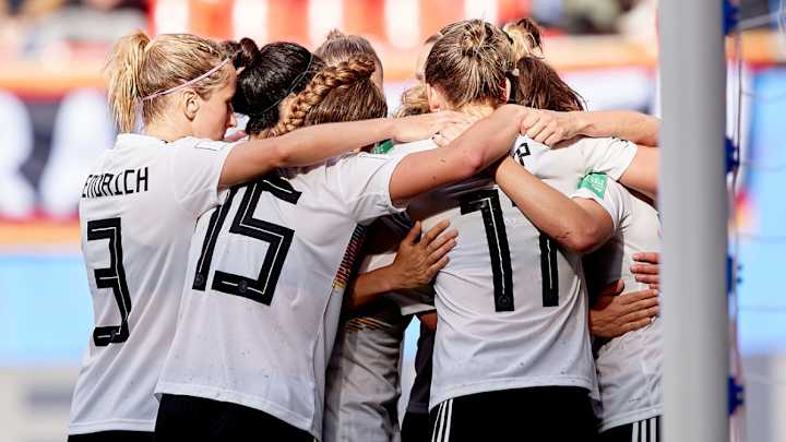 Germany Edges Spain, Takes Top Spot in Women's World Cup Group B