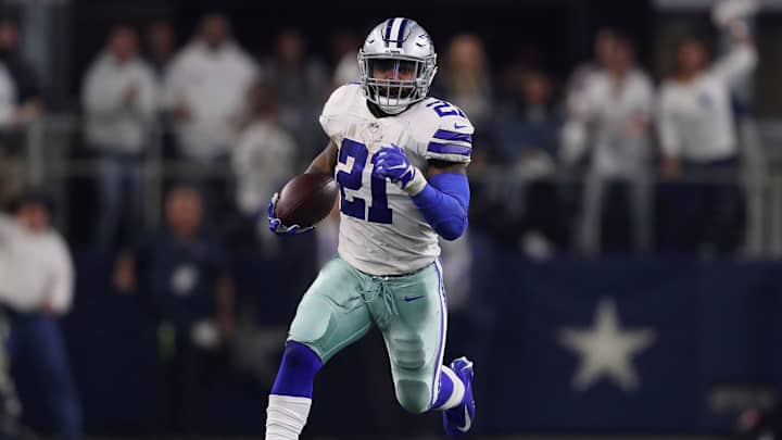 Ezekiel Elliott Contract Rumors: Cowboys Offering 7-Year 'Mega-Deal' Ezekiel Elliott Contract Rumors: Cowboys Offering 7-Year 'Mega-Deal'
