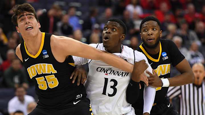 March Madness Day 2: Recapping the Final Games of the NCAA Tournament's First Round March Madness Day 2: Recapping the Final Games of the NCAA Tournament's First Round