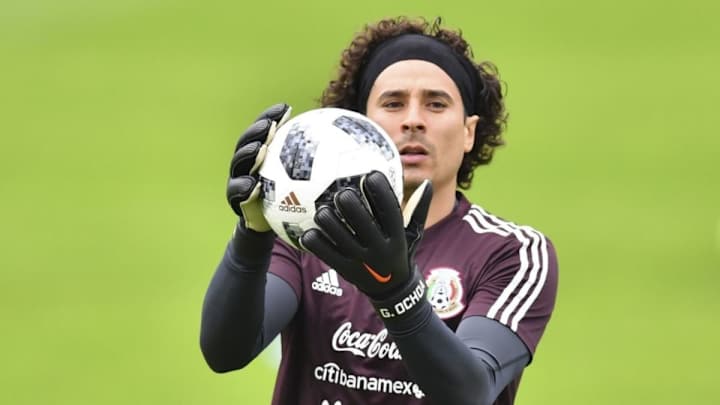 Memo Ochoa habló de su experiencia europea Memo Ochoa habló de su experiencia europea