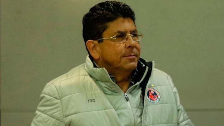 Fidel Kuri insinúa que es perseguido y que hará lo posible por mantener al Veracruz en primera