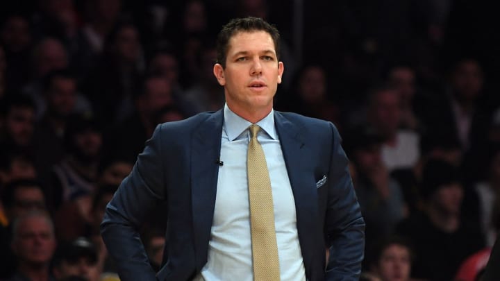 Report: Lakers Veterans Have Heated Exchange With Luke Walton After Loss to Warriors