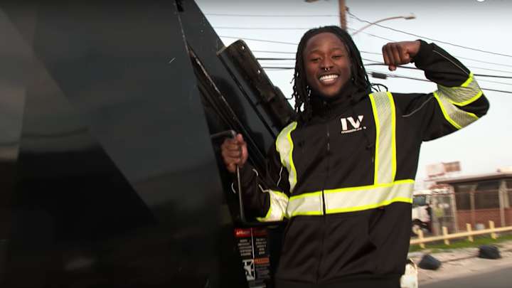 Watch: Saints RB Alvin Kamara Works as Garbage Man in New Orleans Commercial Watch: Saints RB Alvin Kamara Works as Garbage Man in New Orleans Commercial