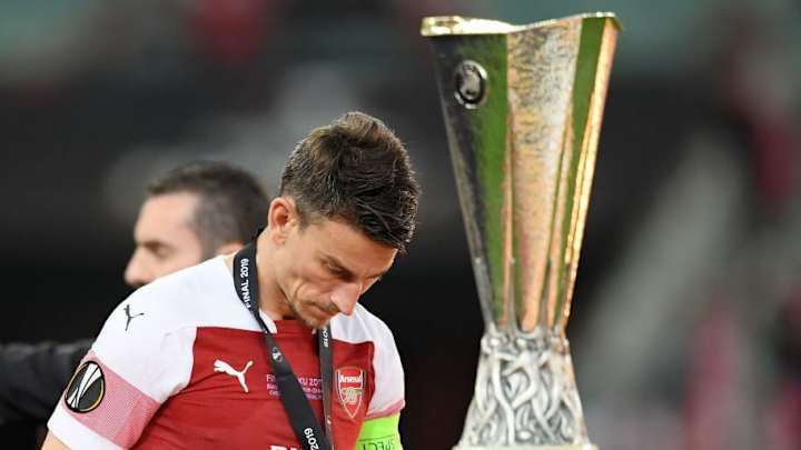 Lyon Begin Talks With Laurent Koscielny With Two Year Contract in the Works Lyon Begin Talks With Laurent Koscielny With Two Year Contract in the Works