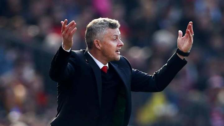 Ole Gunnar Solskjaer Spotted 'Driving Erratically' by Onlooker After Man Utd's Win Over Watford