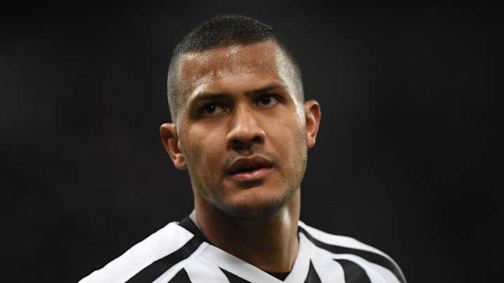 Newcastle Boss Rafa Benitez Provides Update on the Future of Loan Star Salomon Rondon