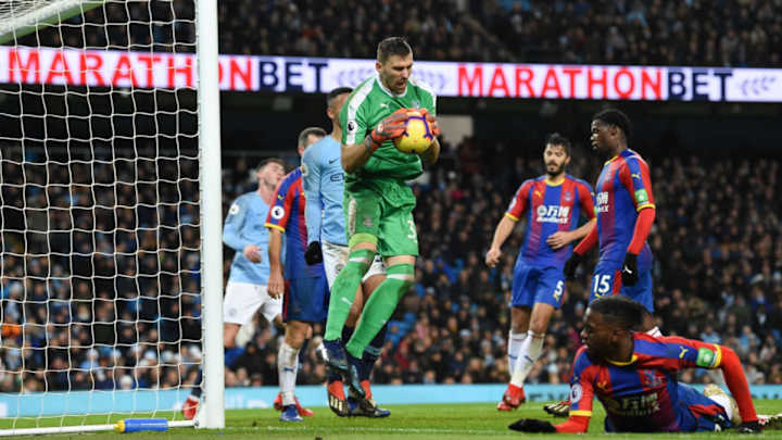 Crystal Palace Goalkeeper Vicente Guaita Rubbishes Rumours of a Move Away From Selhurst Park