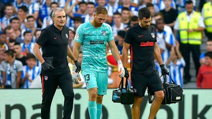 Oblak tranquiliza a los aficionados del Atlético de Madrid tras su fuerte golpe ante la Real Oblak tranquiliza a los aficionados del Atlético de Madrid tras su fuerte golpe ante la Real