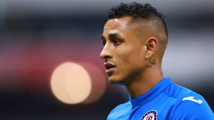 Yoshimar Yotún habla del respaldo que tiene Pedro Caixinha en el equipo