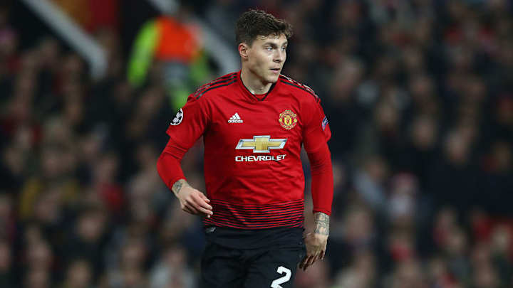 Barcelona to Reignite Victor Lindelof Interest Should They Miss Out on Matthijs de Ligt