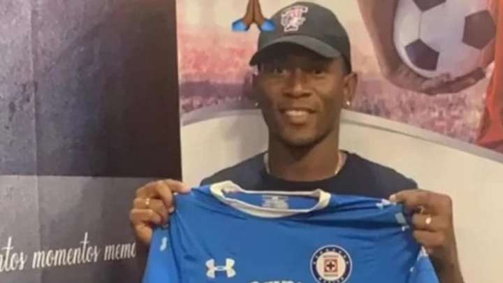 Brayan Angulo asegura que no está presionado por ser goleador en Cruz Azul