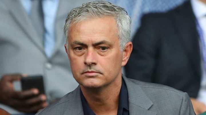 VÍDEO | Mourinho se pone a llorar cuando recuerda que lleva casi un año sin entrenar