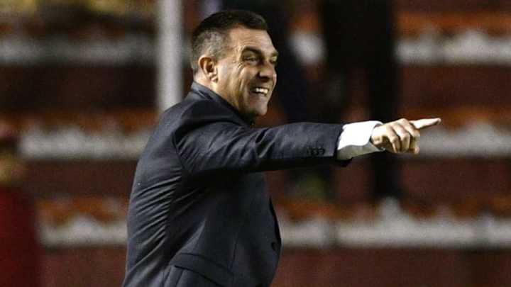 Pablo Guede asume como nuevo entrenador de Morelia