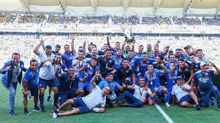 El 1x1 de los jugadores de Cruz Azul en su campeonato de Supercopa MX