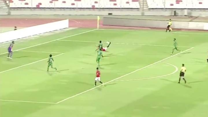 Yemen International Defies Physics With Insane Overhead Kick Against Saudi Arabia