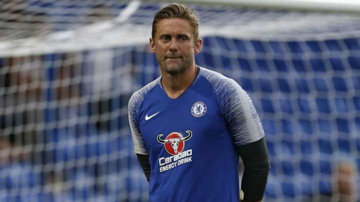 7 Goalkeepers Who Somehow Landed Massive Transfers at the End of Their Career