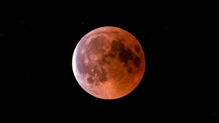 Total Lunar Eclipse Expected at the End of AFC Championship Game