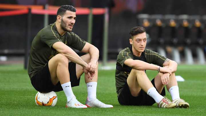 Mesut Ozil, Sead Kolasinac to Miss Arsenal vs. Newcastle Due to Security Concerns