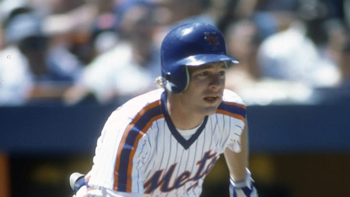 Lenny Dykstra Sues Former Mets Teammate Ron Darling for Libel, Defamation Lenny Dykstra Sues Former Mets Teammate Ron Darling for Libel, Defamation