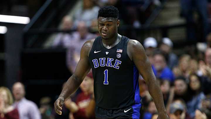 Duke Star Zion Williamson Suffers Eye Poke During Florida State Game