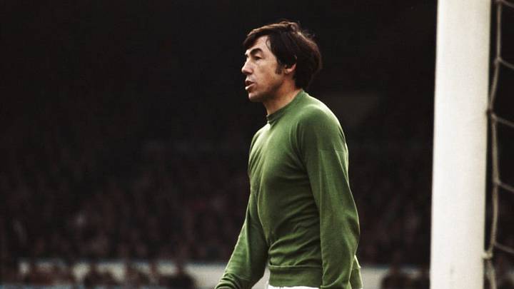England World Cup Winning Goalkeeper Gordon Banks Passes Away Aged 81