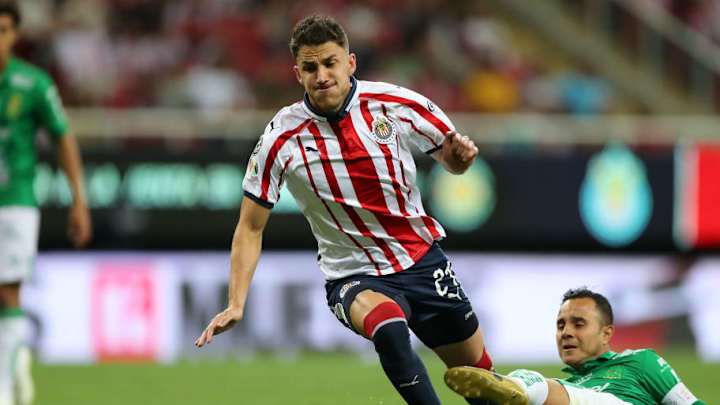 Hiram Mier podría perderse el debut de Chivas en casa contra Tigres Hiram Mier podría perderse el debut de Chivas en casa contra Tigres