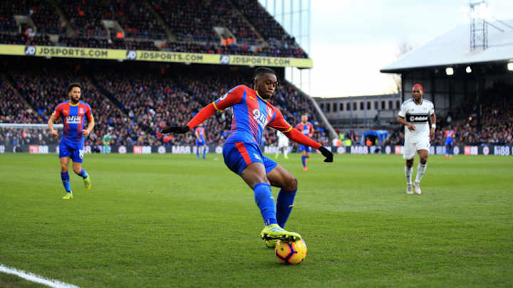 Roy Hodgson Insists Crystal Palace Star Aaron Wan-Bissaka Is Not Fazed by Transfer Speculation