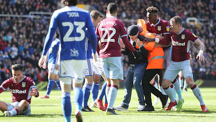 WATCH: Fan Enters Pitch, Attacks Aston Villa's Jack Grealish in Second City Derby WATCH: Fan Enters Pitch, Attacks Aston Villa's Jack Grealish in Second City Derby