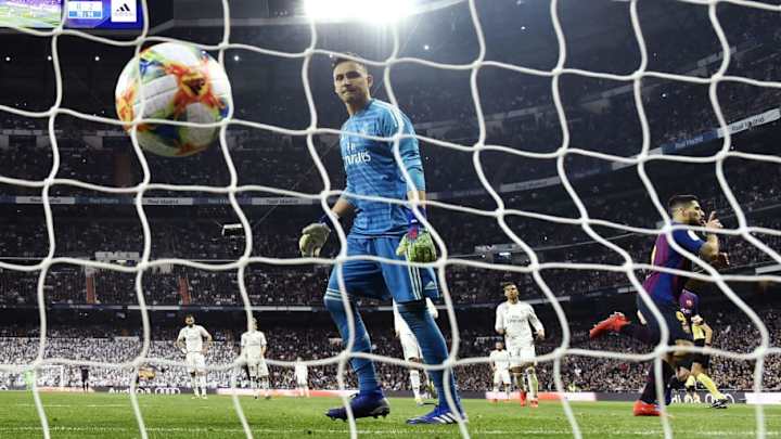 La desesperación de Ramos tras el gol de penal de Suárez: "Vamos que nos meten seis"