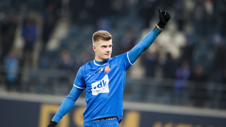 Gent Director Hints at Permanent Deal for Crystal Palace Loanee Alexander Sørloth Gent Director Hints at Permanent Deal for Crystal Palace Loanee Alexander Sørloth