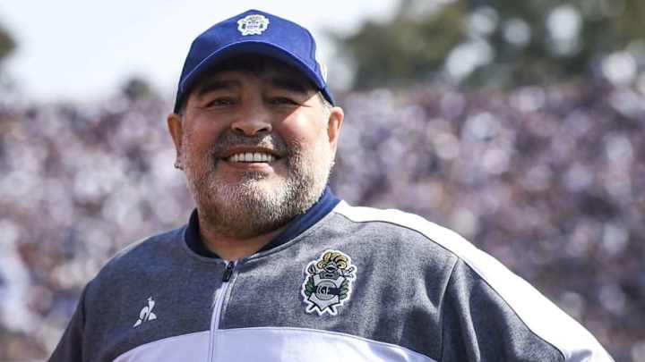 Maradona y el pueblo argentino: un reencuentro amoroso que tiene como excusa a Gimnasia Maradona y el pueblo argentino: un reencuentro amoroso que tiene como excusa a Gimnasia