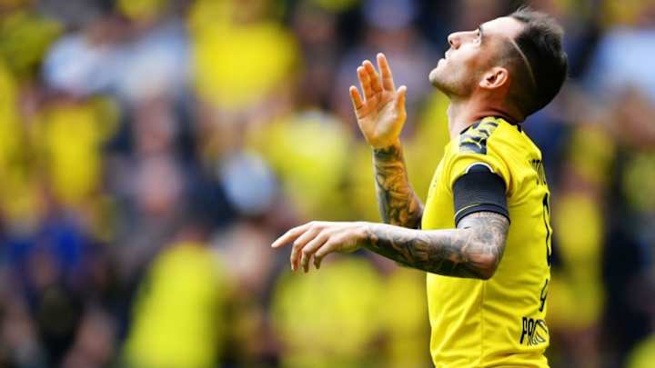 Paco Alcacer Admits He Has No Idea If He'd Celebrate a Goal Against Former Club Barcelona